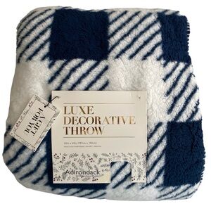 Luxe Decorative Throw Blanket